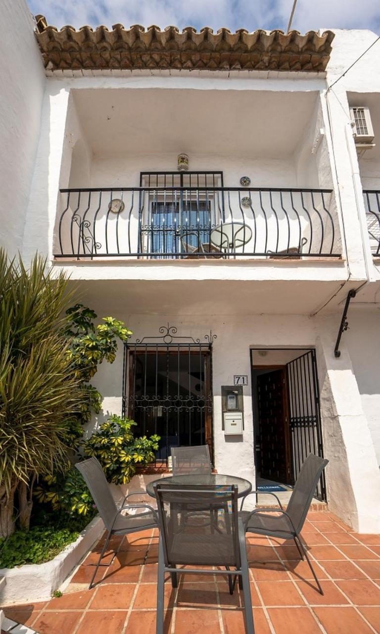 Nueva Nerja 71 Menyber Villa Exteriör bild